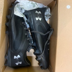 Men's Size M 11.5 (W 12.5) Adult Under Armour Low Top (New)