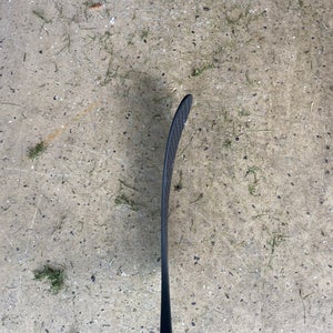 Senior Warrior Alpha LX2 Team W28 85 Left Hand Hockey Stick W03 (New)