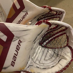 Large 2023 Bauer Hyperlite 2 Goalie Leg Pads Pro Stock (Used)