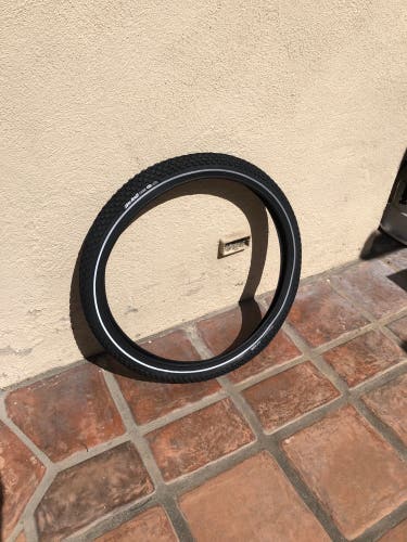 Kenda Tire  (New)