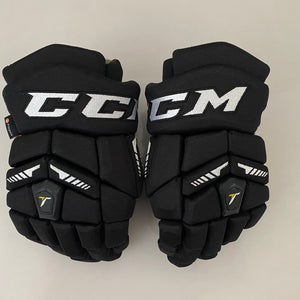 Senior CCM 6052 Hockey Gloves Black 13” hg6052