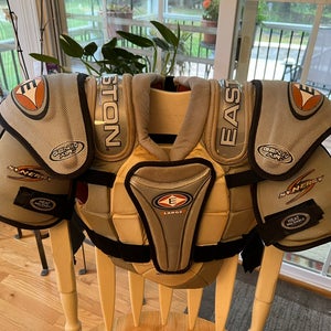 Large Senior Easton Synergy Pads Bundle (Used)