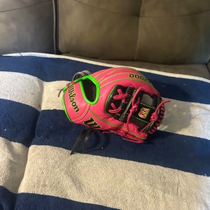 2024 Wilson Right Hand Throw Infield A2000 Baseball Glove 11.5" (Used)