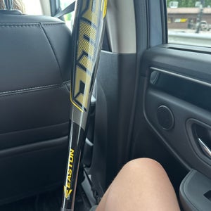 2019 Easton Omen USABat Certified Bat (-11) Ash 19 oz 30" (Used)