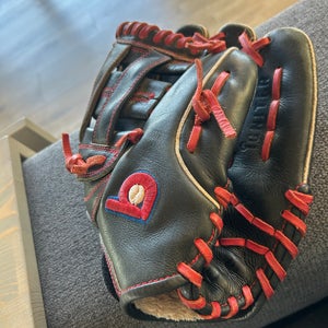 Right Hand Throw Baseball Glove 11" (Used)