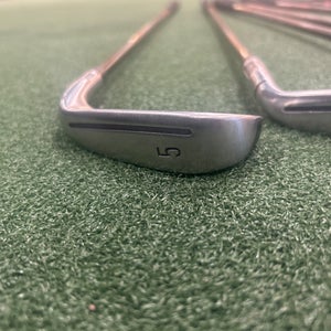 Men's TaylorMade Stealth Left Hand Iron Set Regular Flex  Graphite Shaft (Used)