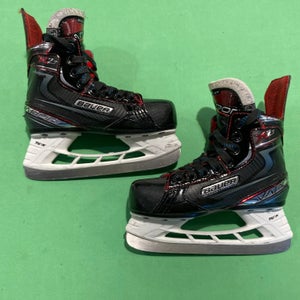 Used Youth Bauer Vapor X2.7 Hockey Skates Size 13
