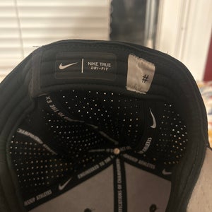 Black Men's Small / Medium Nike Hat (New)