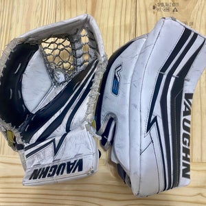 FULL RIGHT - Vaughn V9 Intermediate Goalie Glove & Blocker Set – Great Shape!