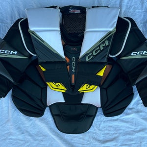CCM Axis 2 Goalie Chest Protector BEEFY UNIT in GREAT Condition NO SMELL