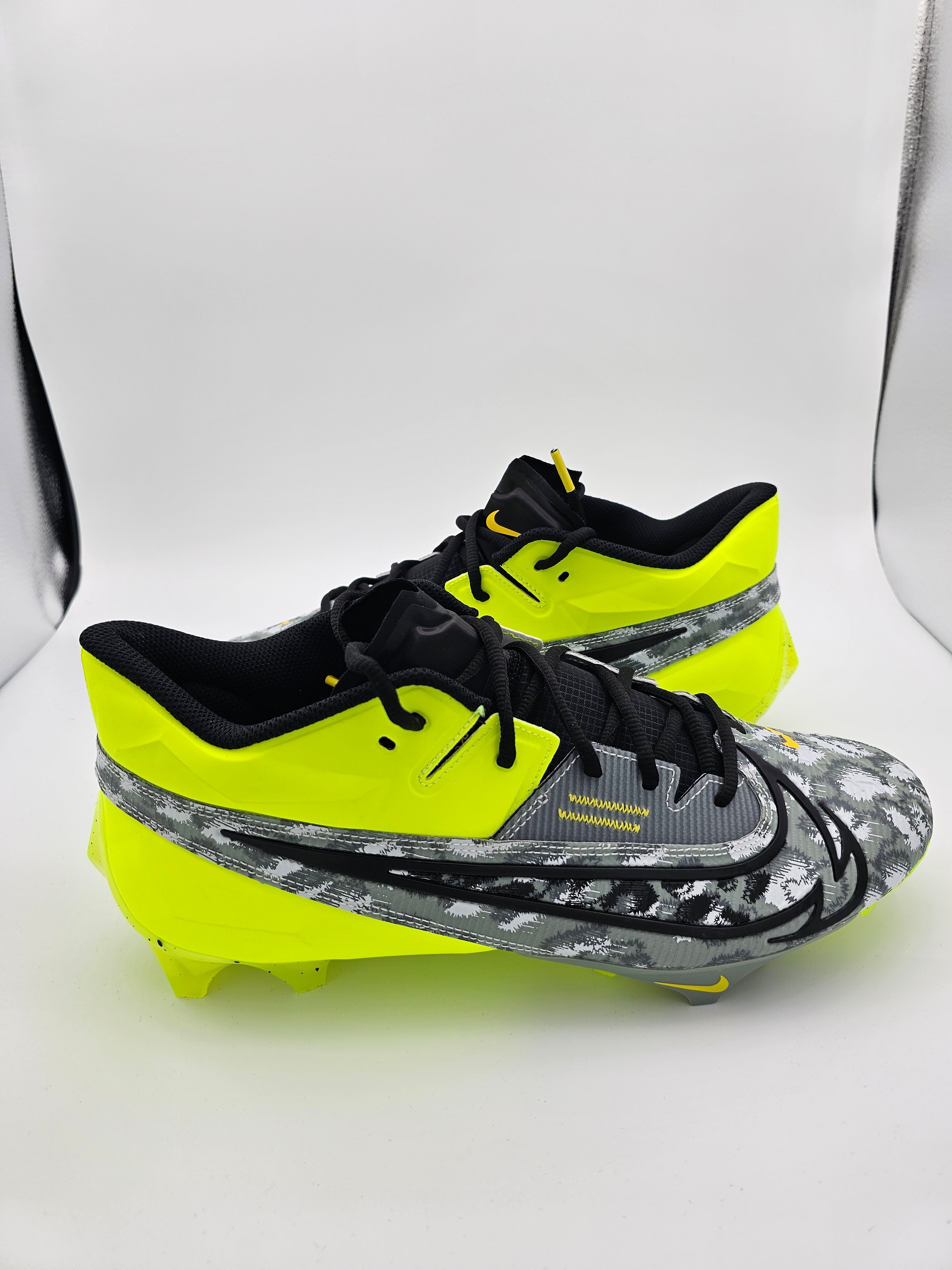 oklahoma jordan 11 cleats