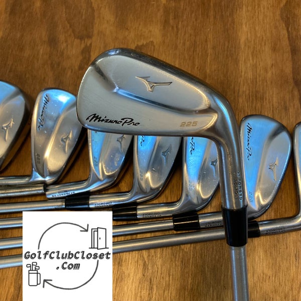 Mizuno Pro 225 Forged Iron Set / 4-GW Stiff Flex Steel Shafts