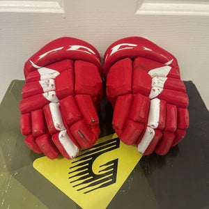 CCM JetSpeed FT475 Gloves 10" (Used)