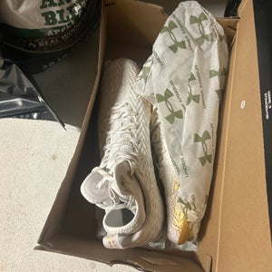 Men's Size M 12.0 (W 13.0) Under Armor cleats