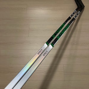 (2-pack) New Pro Stock CCM Jetspeed FT6 Pro P88M 80 Flex