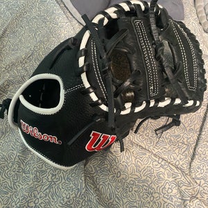 Wilson Right Hand Throw First Base Trainer Baseball Glove 11" (Used)