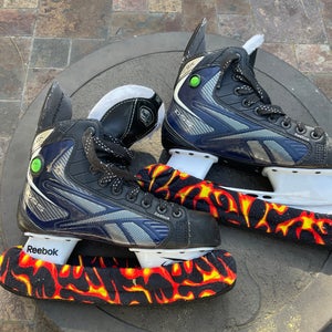 Reebok 9K Pump Ice Hockey Skates Regular Width Size 4 (Used/other)