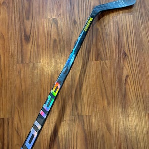 Senior Bauer Supreme UltraSonic Dressed As Nexus Sync Hockey Stick RH P92 Pro Stock