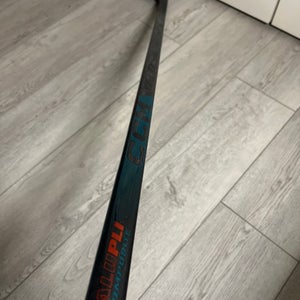 Senior CCM Vizion Left Hand Hockey Stick P28 (New)
