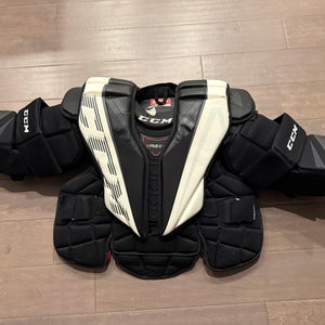 Small  CCM Eflex 5.9 Goalie Chest Protector  (Used)