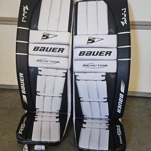 35" Bauer Reactor R5 Pro Goalie Leg Pads (Used)