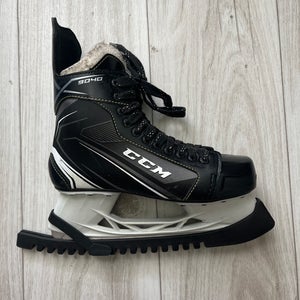 CCM Tacks 9040 Hockey Skates 8 (Used)