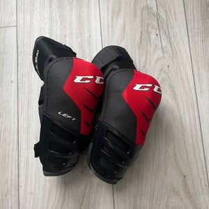 CCM QLT230 elbow pads