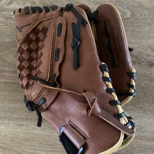 Mizuno Right Hand Throw Power Close Baseball Glove 11.5" (Used)