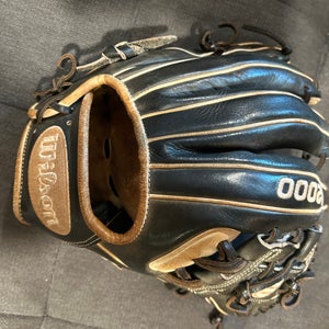 2024 Wilson Right Hand Throw Infield A2000 Baseball Glove 11.5" (Used)