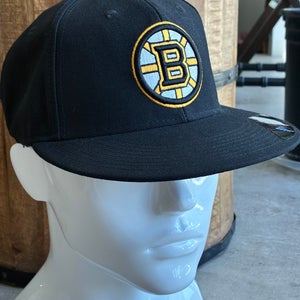 Boston Bruins Fitted Hat