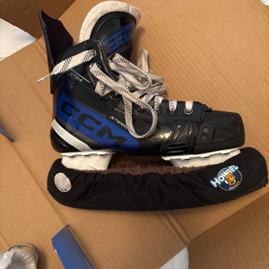 CCM JetSpeed Hockey Skates Size 5.5 (Used)