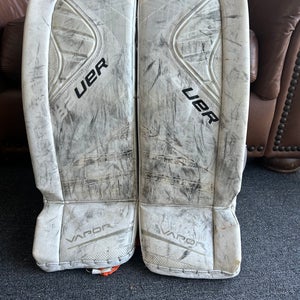 Large  Bauer Vapor X900 Goalie Leg Pads (Used)
