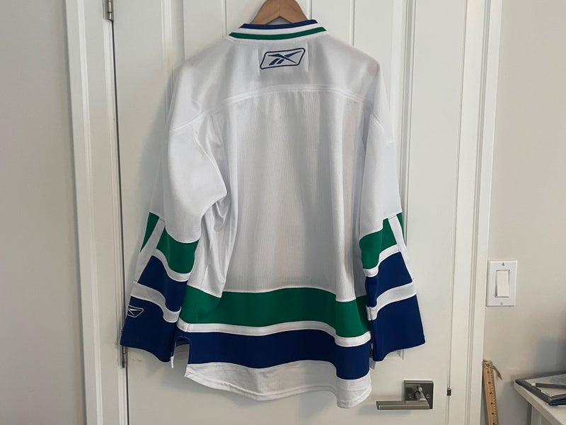 Authentic Reebok Vancouver Canucks 40th Anniversary Stick Jersey Size M Medium