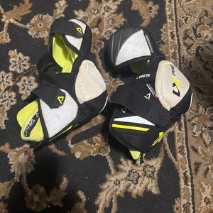 Small Senior Warrior Alpha LX Pro Elbow Pads (Used)