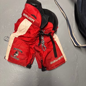Medium Junior Bauer Hockey Pants (Used)