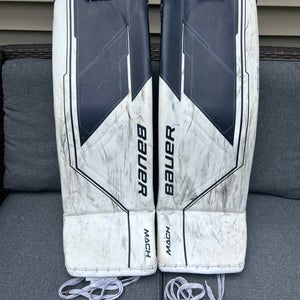 Medium  2024 Bauer MACH Goalie Leg Pads (Used)