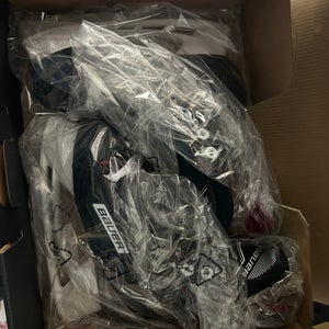 Bauer NS LTP Hockey Skates Regular Width Size 1 (New)
