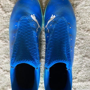Blue Men's Size M 8.5 (W 9.5) Puma Future Indoor Cleats (Used)
