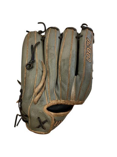 Used Wilson A2000 BB/SB Glove RH Throw Grey 12 1/2