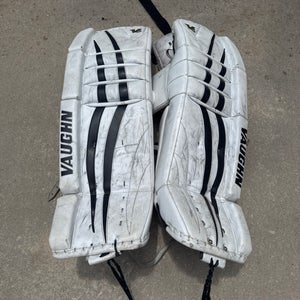 30"  Vaughn Velocity V6 Goalie Leg Pads (Used)