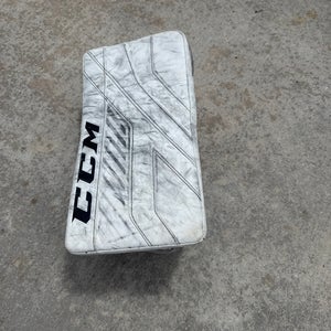 CCM Axis 1.9 Regular (Used)