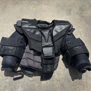 Small  Bauer Hyperlite Goalie Chest Protector (Used)