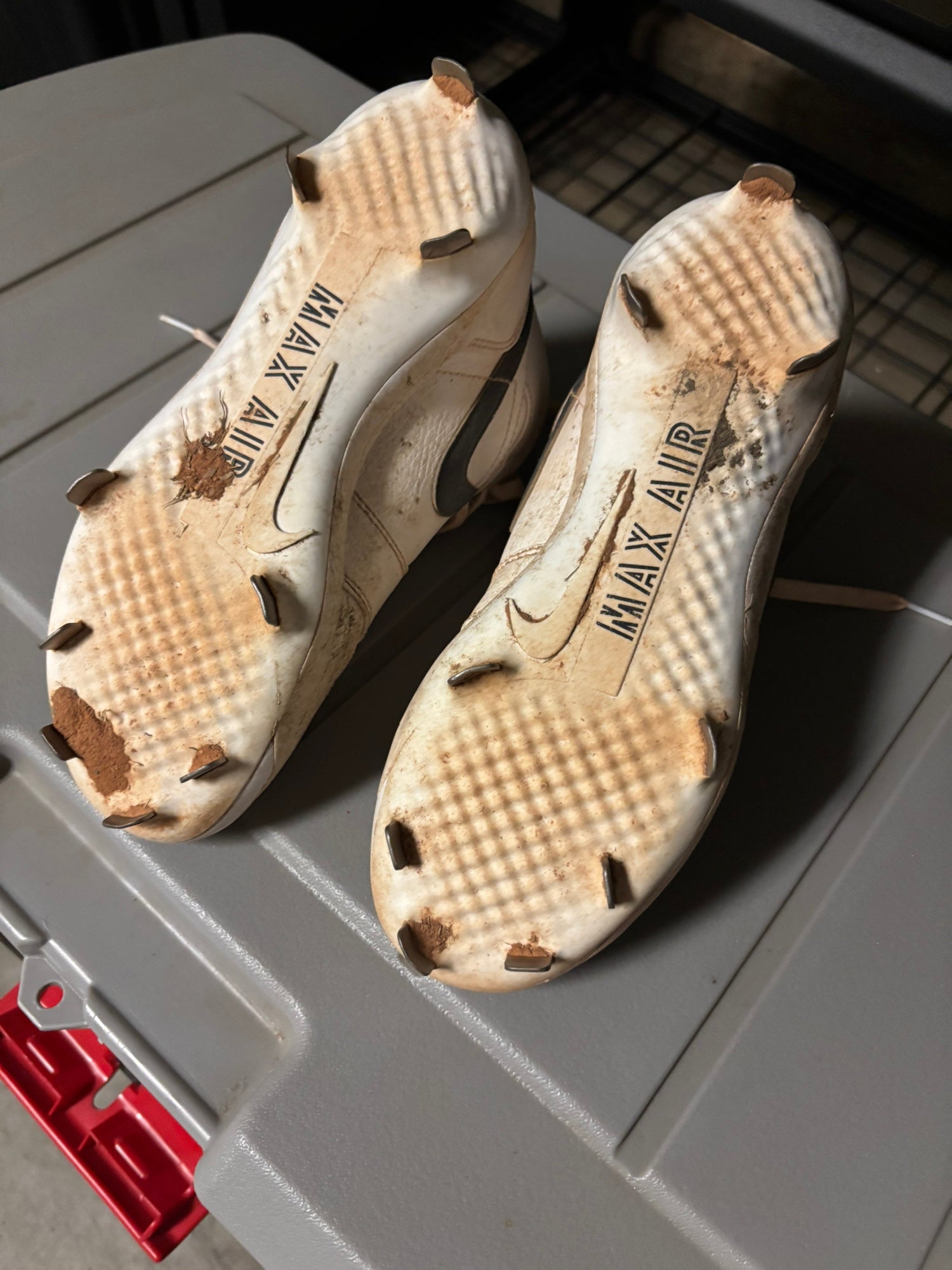 jordan 1 cleats metal