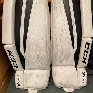 22"  CCM YTFlex 2 Goalie Leg Pads (Used)