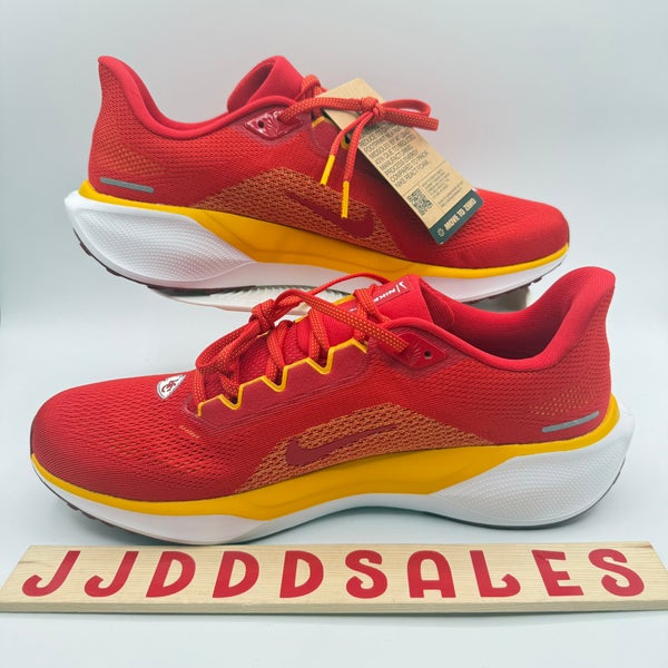 Nike Air Zoom Pegasus 41 Kansas City Chiefs Running Shoes FZ5079-600 Size 9.5 Nike Air Zoom Pegasus 41 Kansas City Chiefs Running Shoes  main image 3