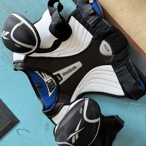 Reebok Senior large lacrosse chest protector