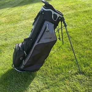 Wilson Stand Bag Feather Sl (Used)