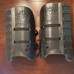 (Used) field hockey kickers/leg guards
