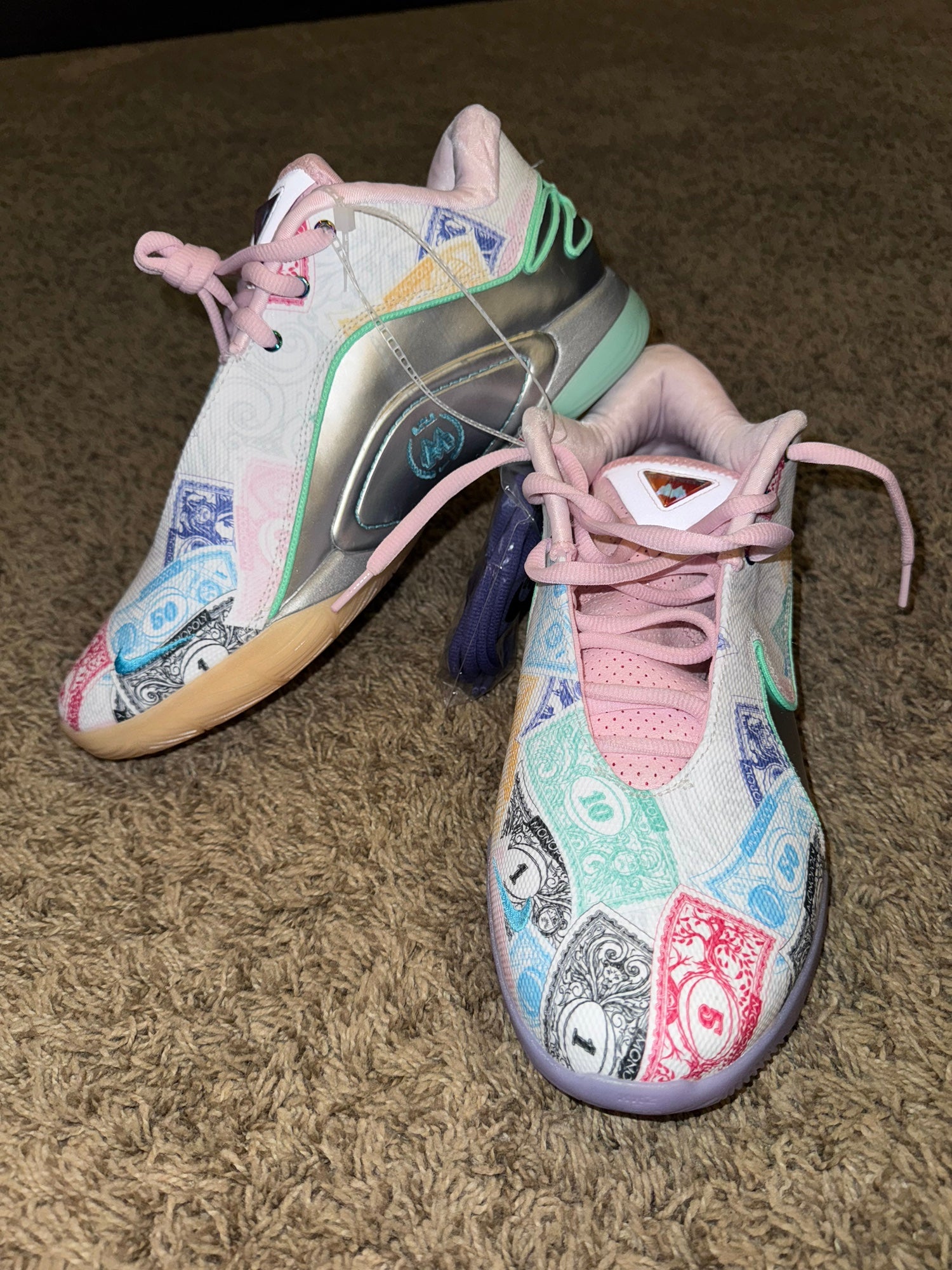 Nike LeBron XXII Monopoly Currency Sneakers Shoes 2 Laces  display picture 1