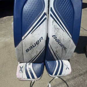 Large  2019 Bauer Vapor 2X Goalie Leg Pads  (Used)